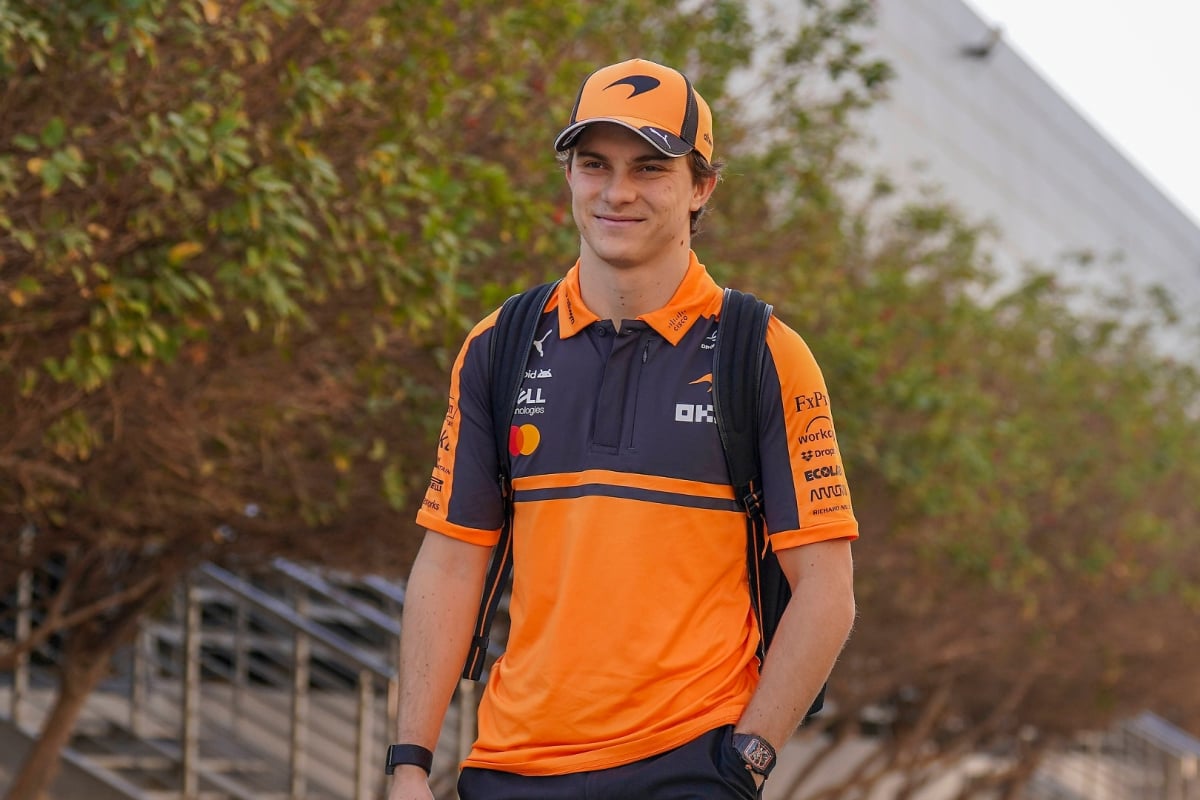 Oscar Piastri, McLaren, Bahrain, 2026
