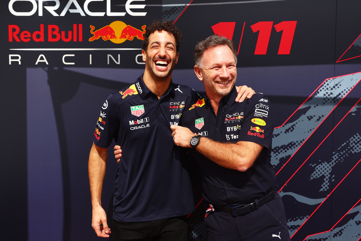 Ricciardo doet onthulling over Red Bull-gesprekken: ''Ze waren me niets verschuldigd''