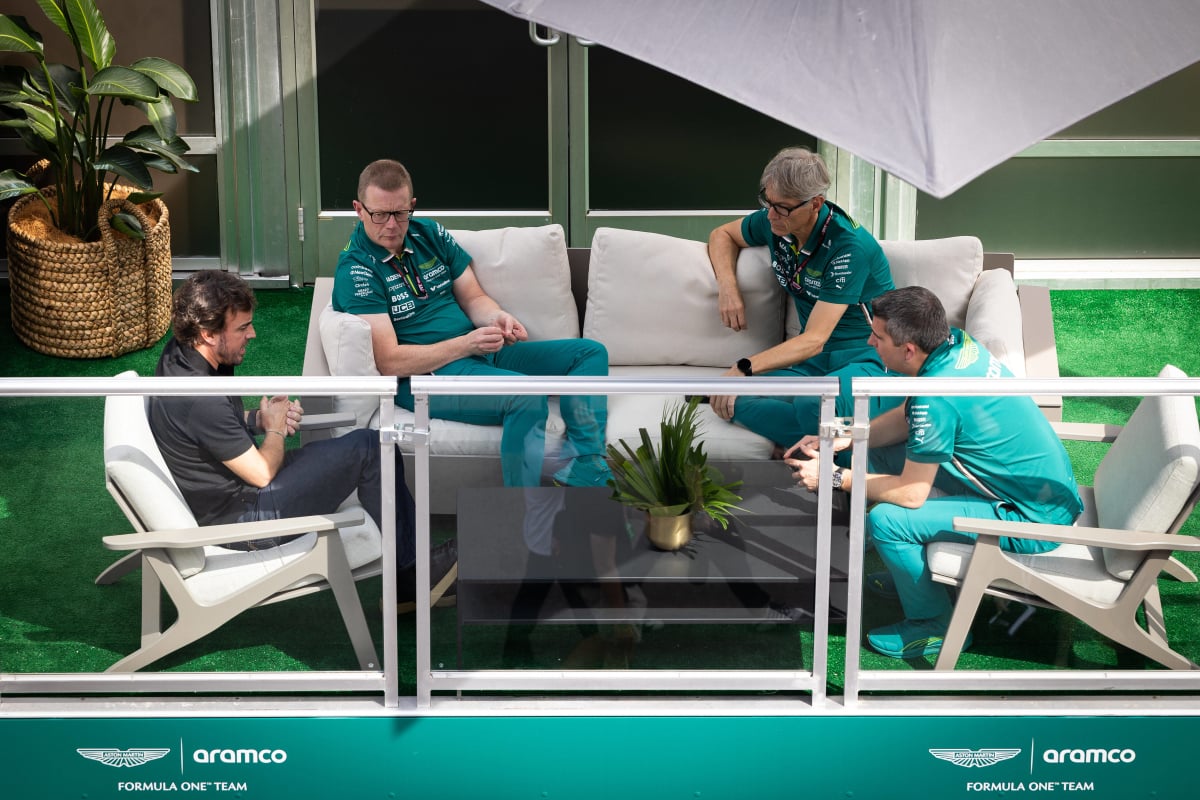 Fernando Alonso, Andy Cowell, Mike Krack, aston Martin, 2025, generic