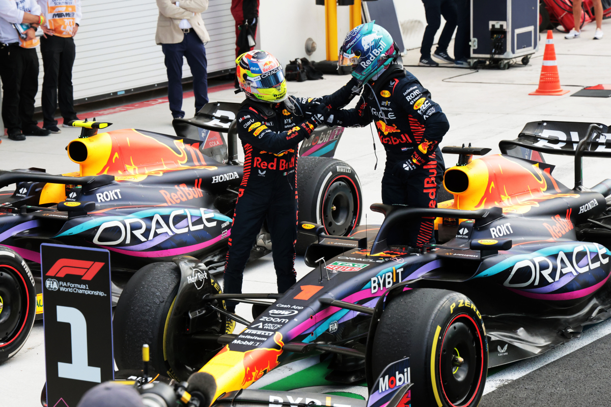 Davidson bespeurt vreemd verschil in Red Bull-boardradio's: "Veel te stil op Pérez zijn radio"