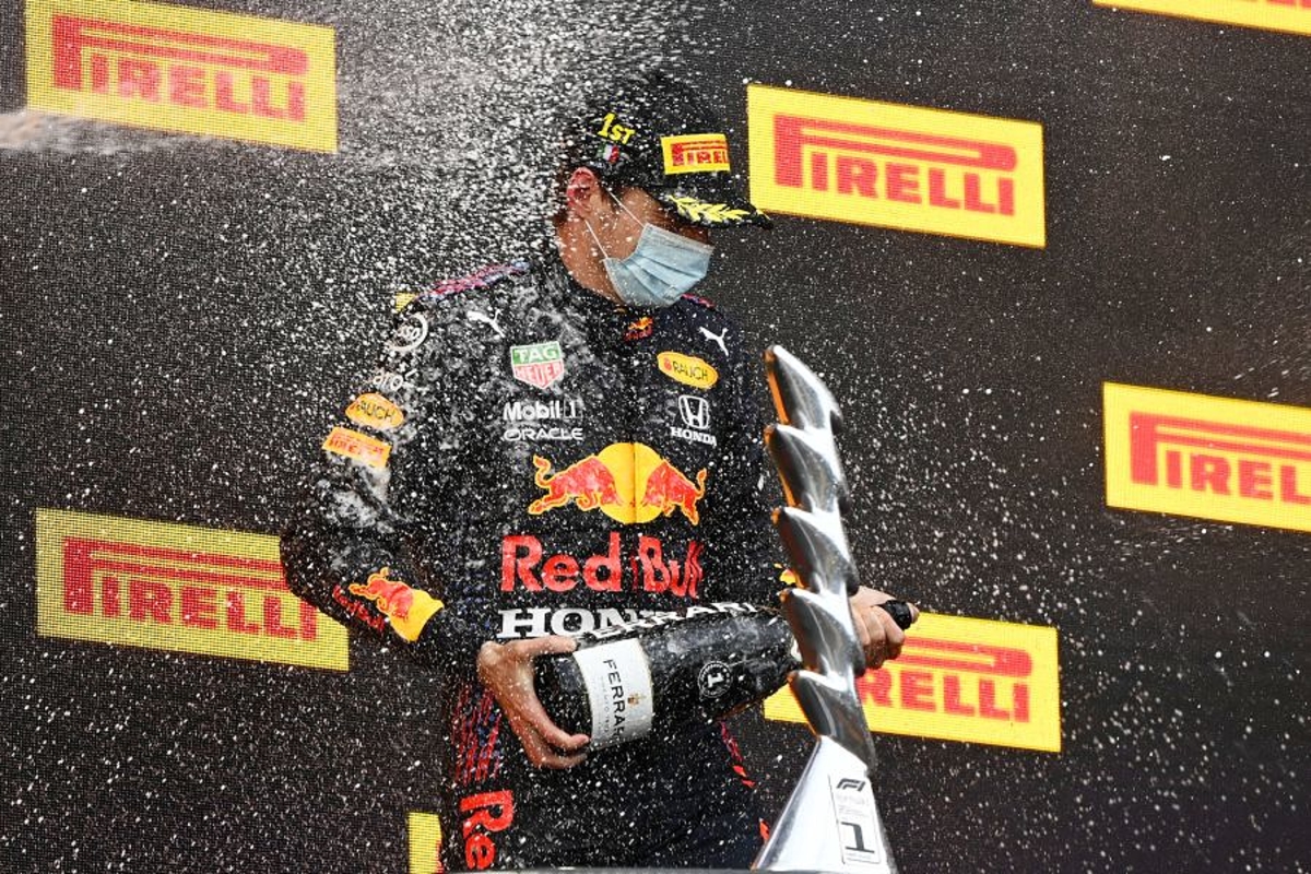 Horner warns against "premature" Red Bull title talk