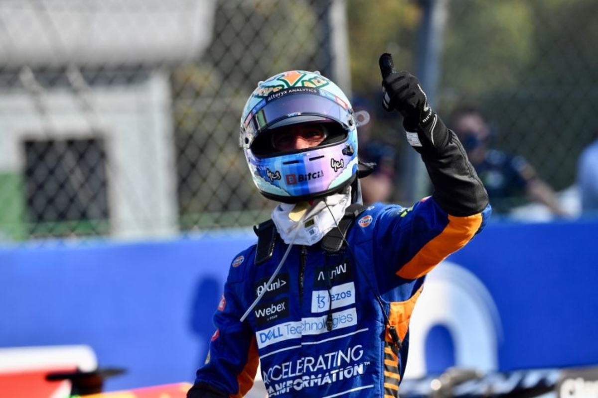 Ricciardo zegeviert na chaos op Monza: "Mag ik schelden? Het werd *** tijd!"