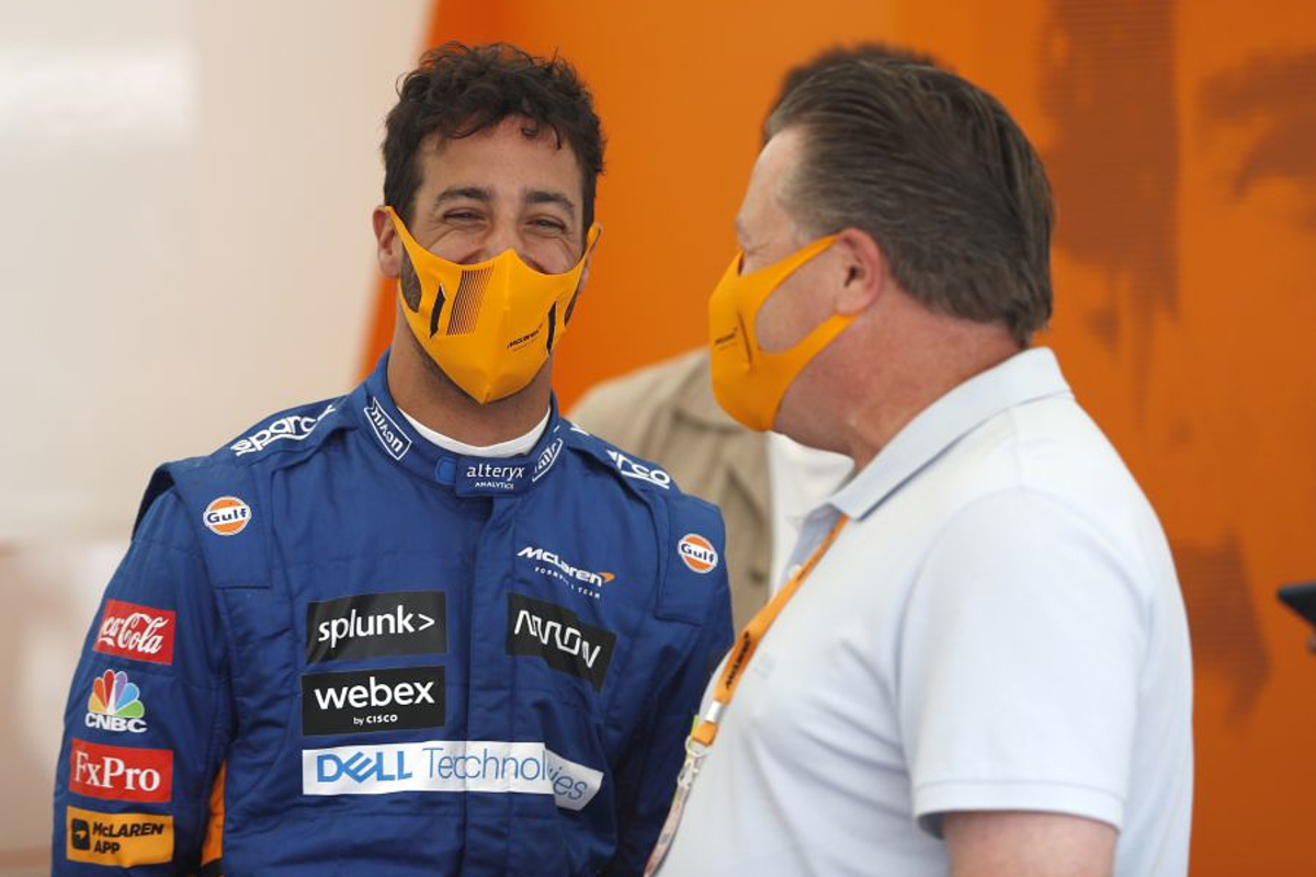 Ricciardo: "Er zijn wel wat gesprekken met Ferrari gevoerd"