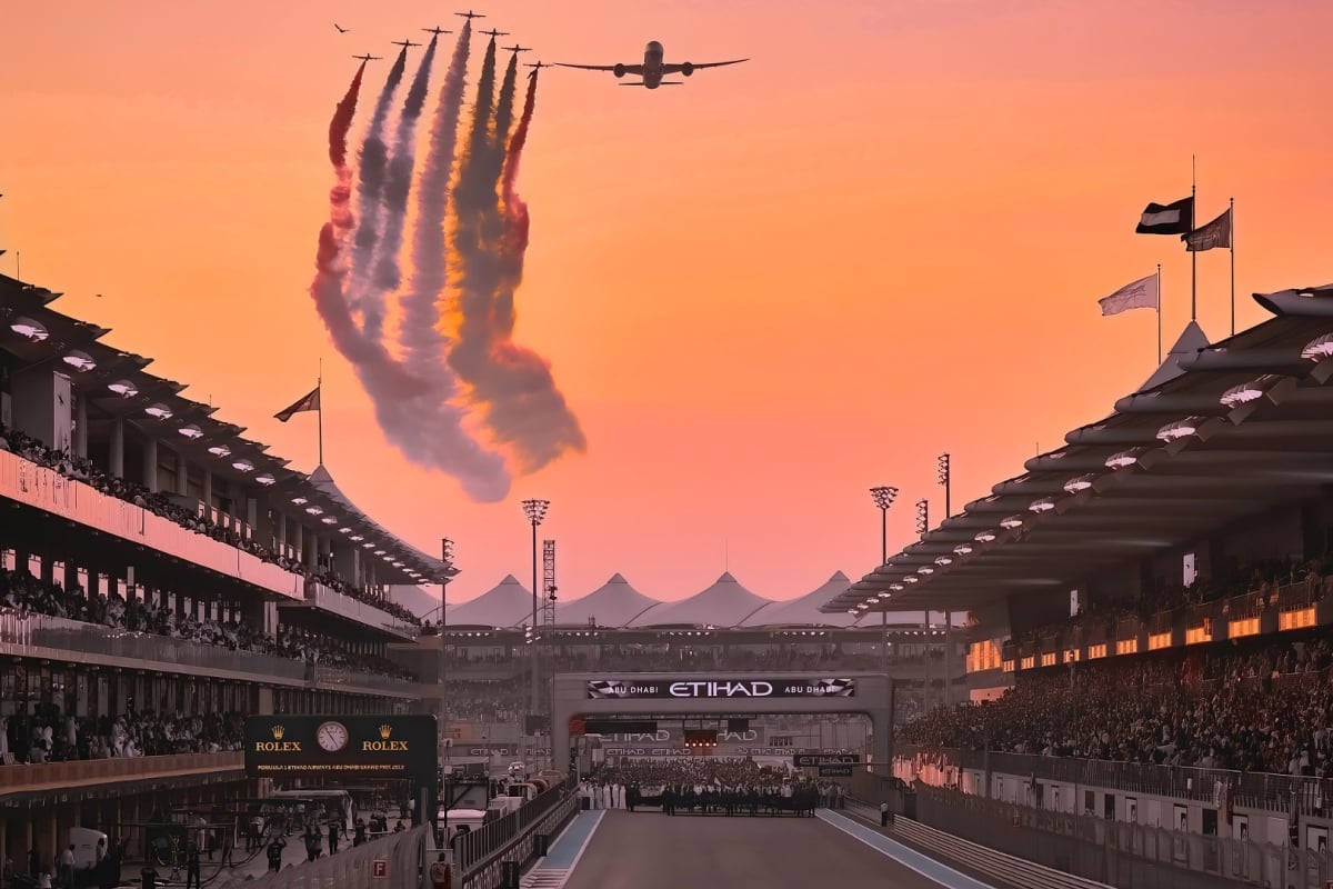 Sunset track picture of F1's Abu Dhabi GP. Image Credit: SportsBreaks