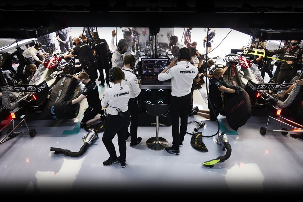 Mercedes explains Hamilton-Bottas chassis swap 'myth'