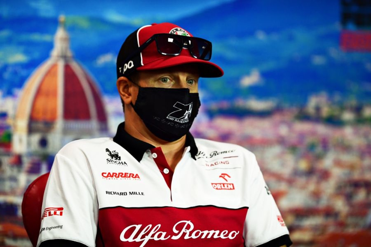 Raikkonen mysterieus over toekomst: 'Ga niet door om Alonso daarvan te weerhouden'