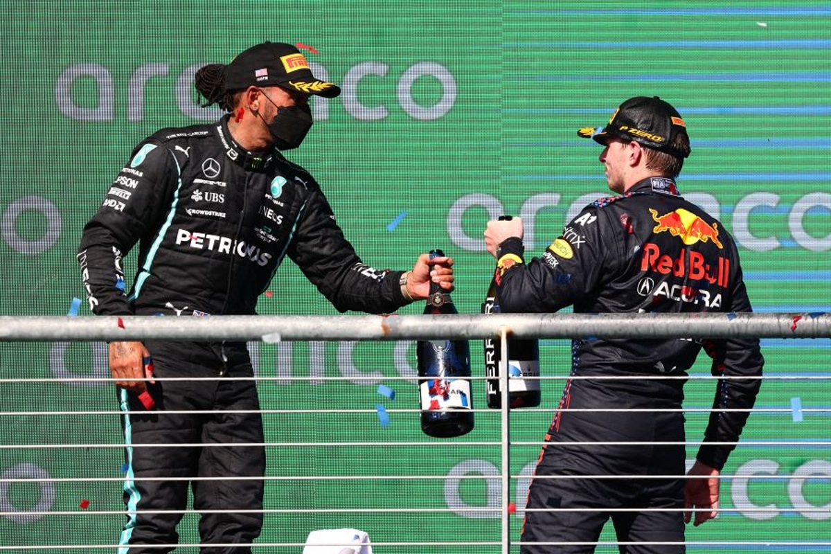 Rosberg backing Hamilton to topple "giant" Verstappen