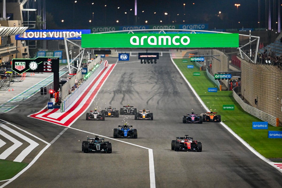 Practice start during Bahrain testing