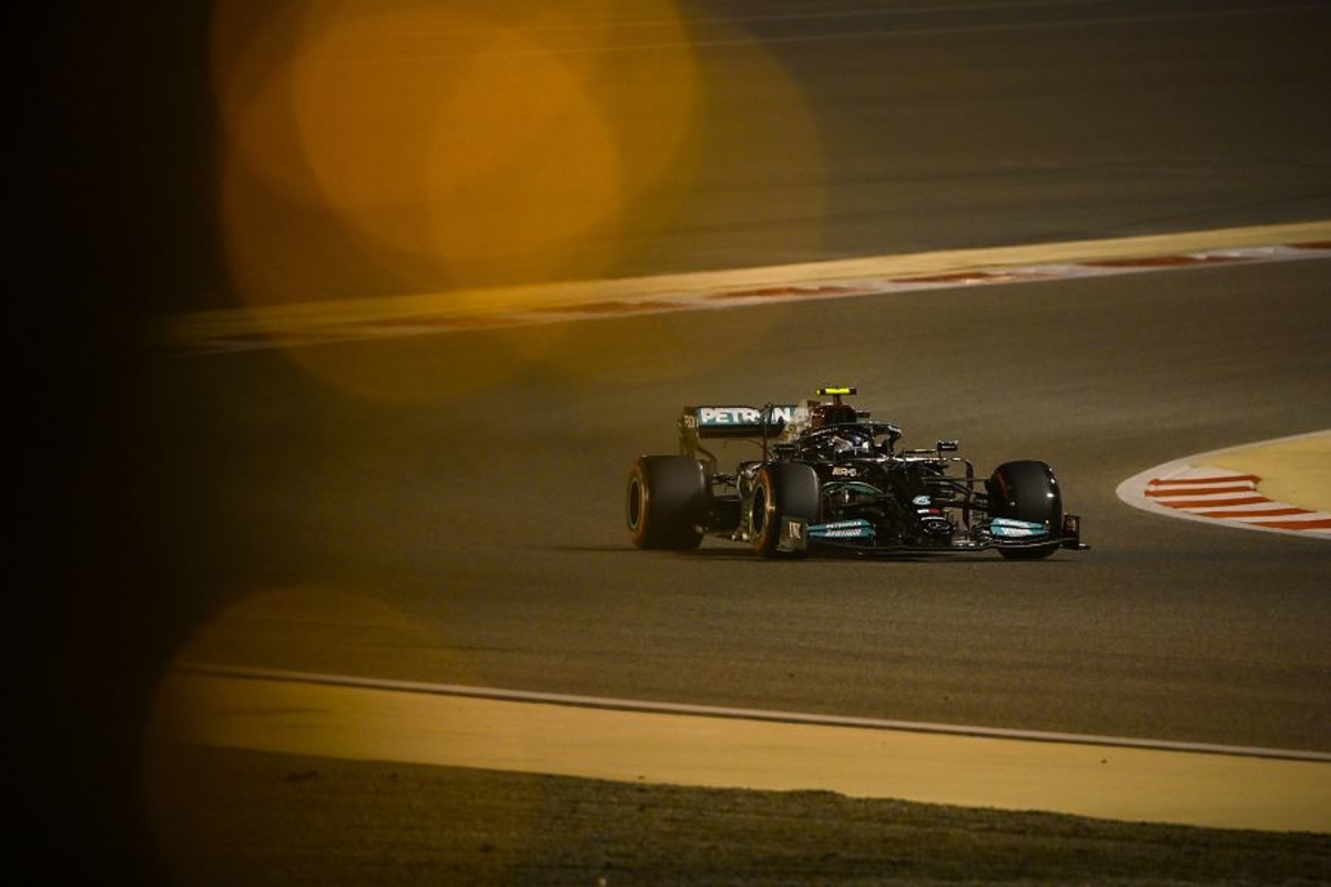 Mercedes "snappy and unforgiving" W12 needs 'calming down' - Bottas