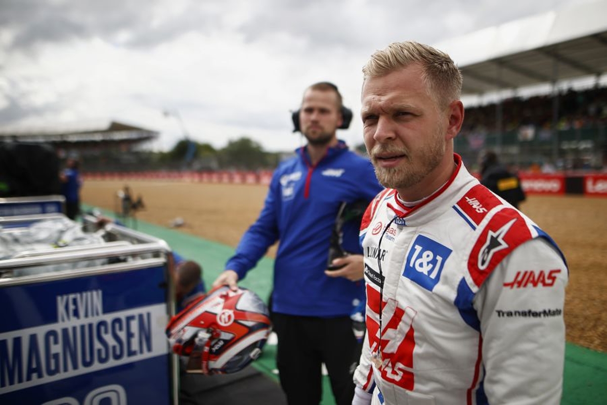 Why Magnussen was left "praying to God" in Austria