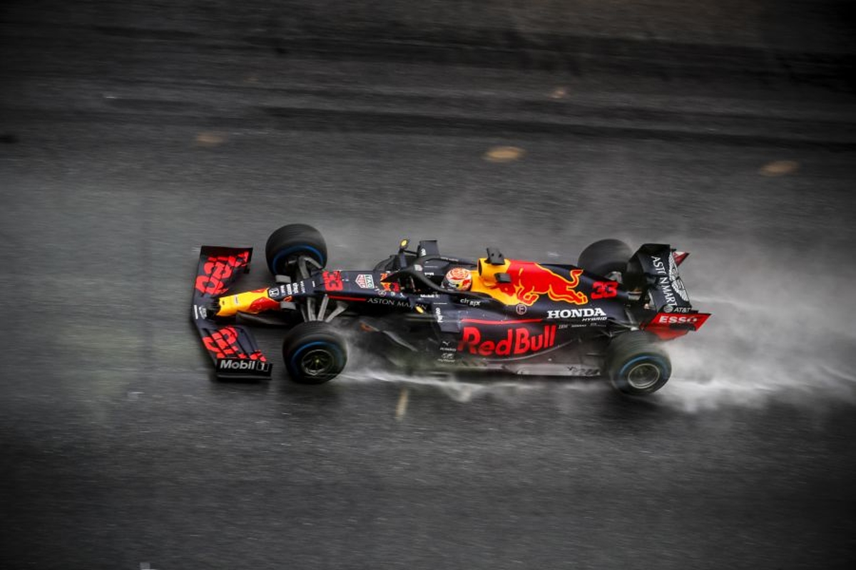 Doornbos over vorm Red Bull: "Verwacht dat Mercedes niet relaxed het jaar ingaat"