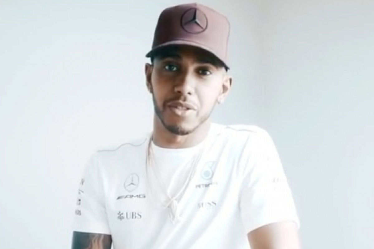 VIDEO: Lewis Hamilton spreekt lovende woorden over Ayrton Senna