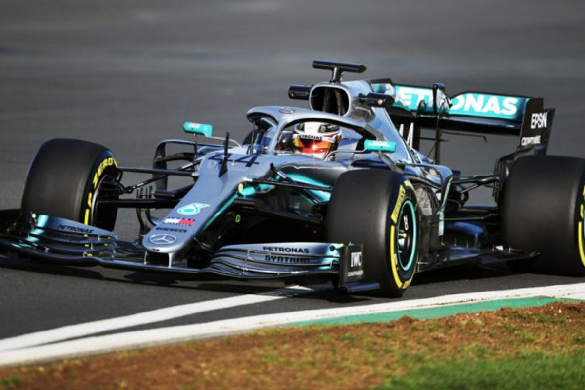 Sergio Perez: 'Mercedes lijkt twee auto's voor verschillende circuits te hebben'