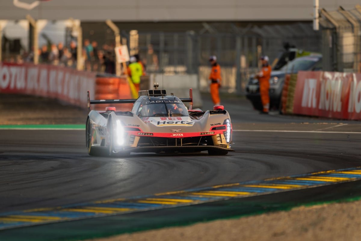 Lynn, Nato and Stevens in Jota Cadillac