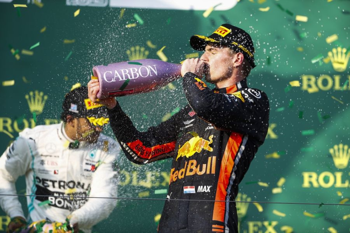 "Max Verstappen corre como un campeón del mundo"