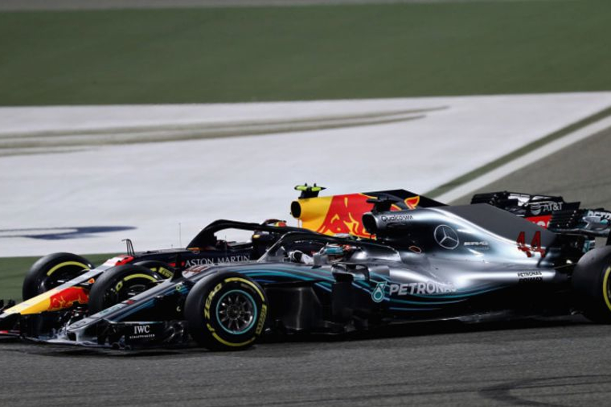 Verstappen 'greedy' in Hamilton overtake - Ricciardo