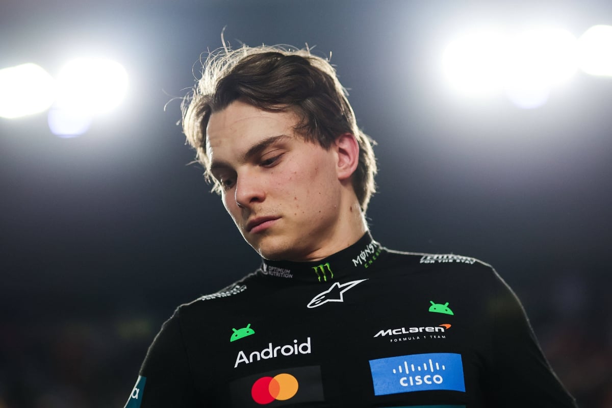 Oscar Piastri looking exhausted at the Qatar Grand Prix