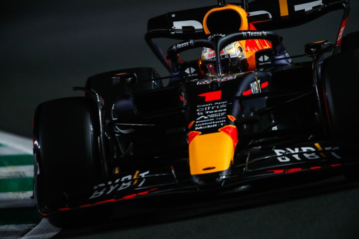 Grand Prix Saoedi-Arabië: Verstappen zegeviert na bloedstollend duel met Leclerc