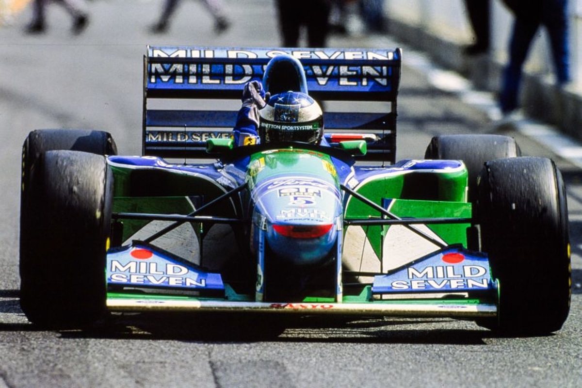 De controversiële titelstrijd tussen Schumacher en Hill