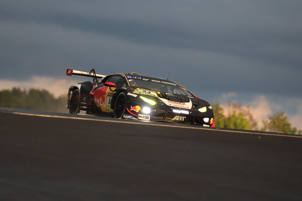 Pole for Engstler in 24h Nurburgring