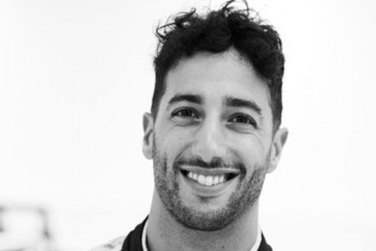 Renault share first look at Ricciardo in uniform