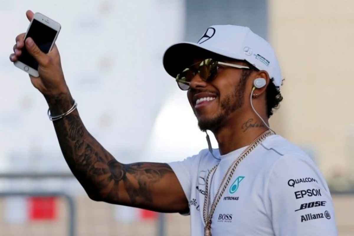 Hamilton wil klappen uitdelen aan Ferrari
