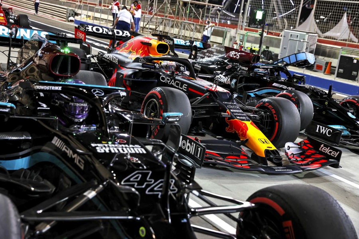 Hamilton over snelheid Red Bull: "Hadden nog veel verder voor kunnen liggen"