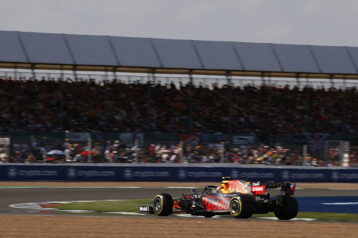 Pérez verklaart derde pitstop Silverstone: 'Ik had zelfs nog zevende kunnen worden'