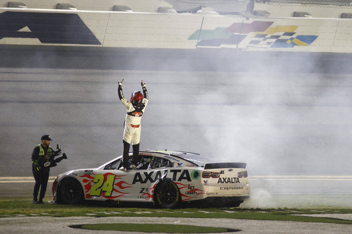 NASCAR Results Today: Hamlin suffers Daytona 500 HEARTBREAK as star takes DRAMATIC last lap victory