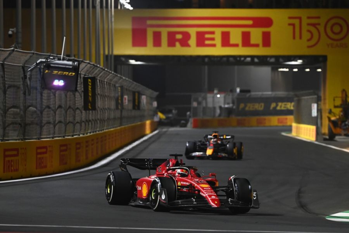 Leclerc sportief na episch duel met Verstappen: "Elke race zou zo moeten zijn"