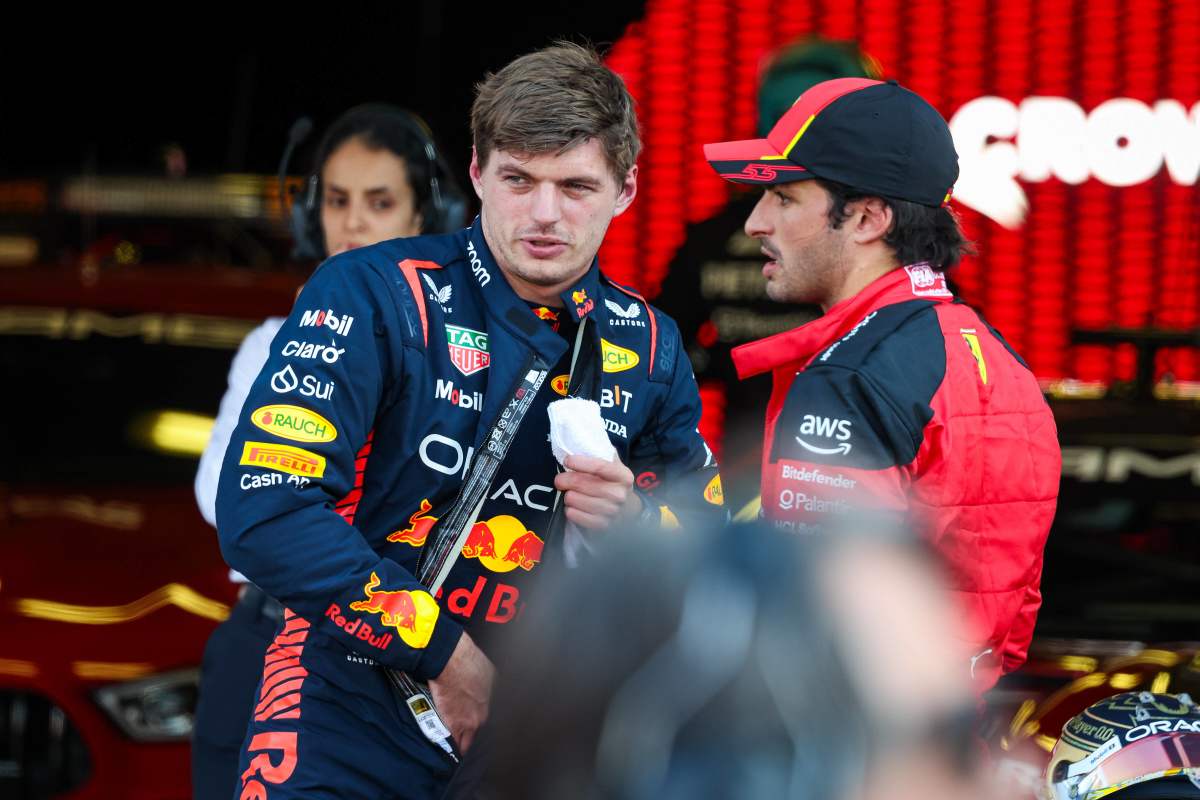 Sainz snelste in VT2 Mexico, geen rondetijd voor Verstappen en Russell hard in de muur