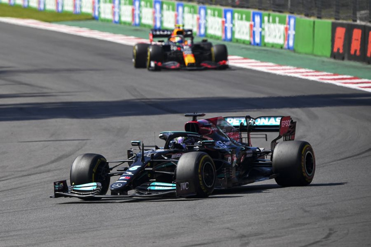 Red Bull and Mercedes "hard to compare" - Alonso