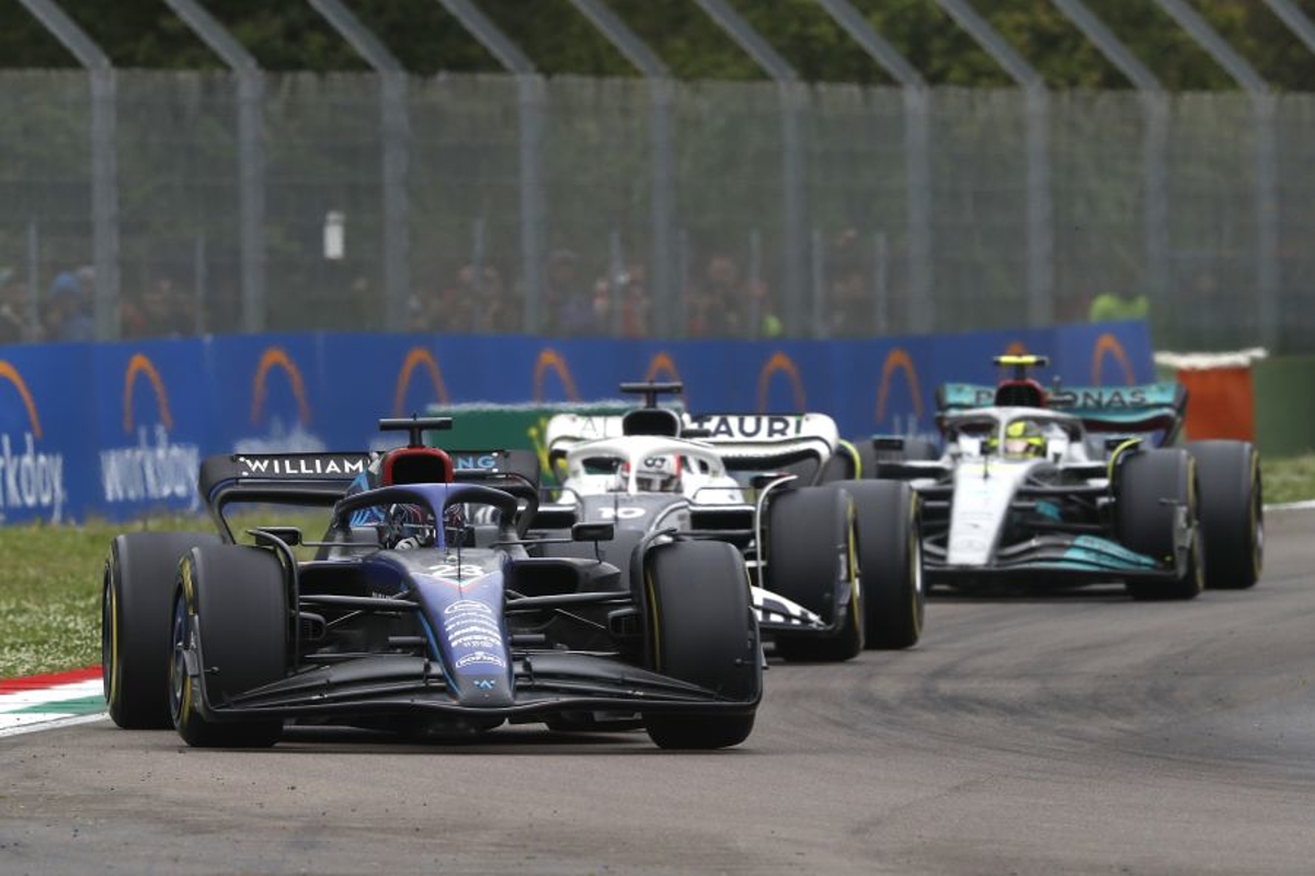 Mol snoeihard over prestatie Hamilton: "Hij reed als een Bottas"