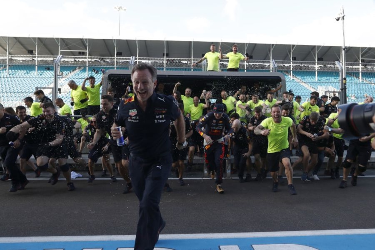 VIDEO: Red Bull Racing viert feest na zege Verstappen in Miami
