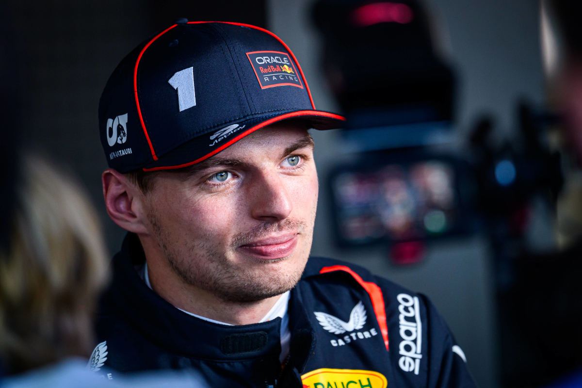 PSV-fan Verstappen viert dubbel feest na zege op Imola: "Veel bier drinken vanavond"