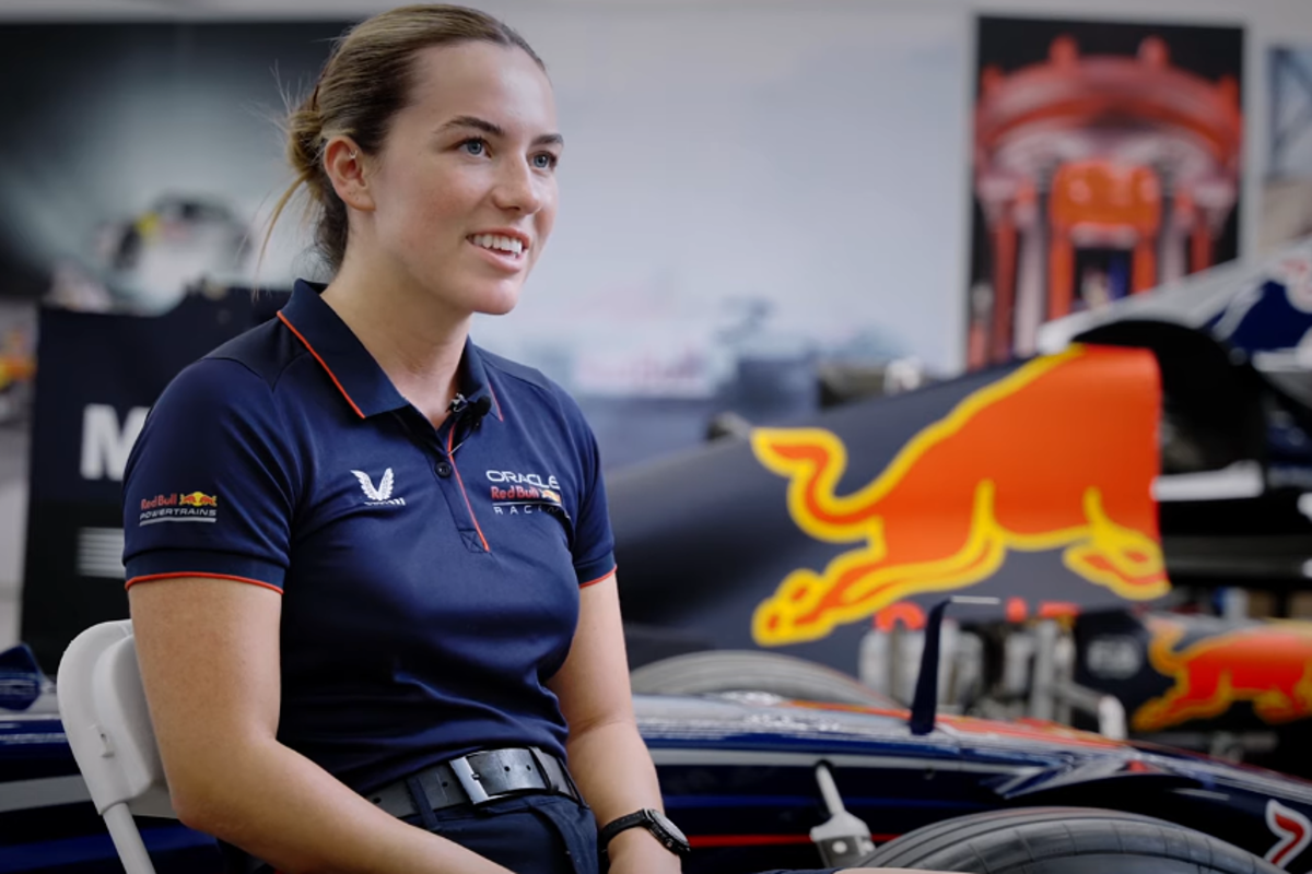 Red Bull presenteert eerste vrouwelijke monteur van het team: "Trots om hier te zijn"