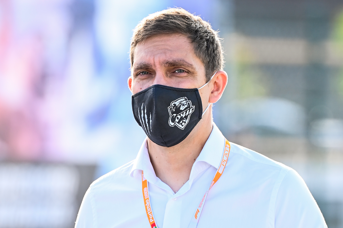 "La Fórmula 1 debe permitir que Rusia y sus pilotos regresen"