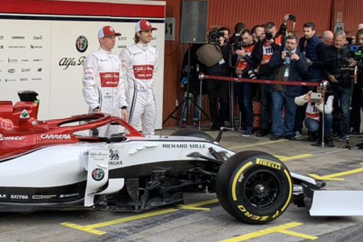 Alfa Romeo reveal 2019 F1 car in Barcelona