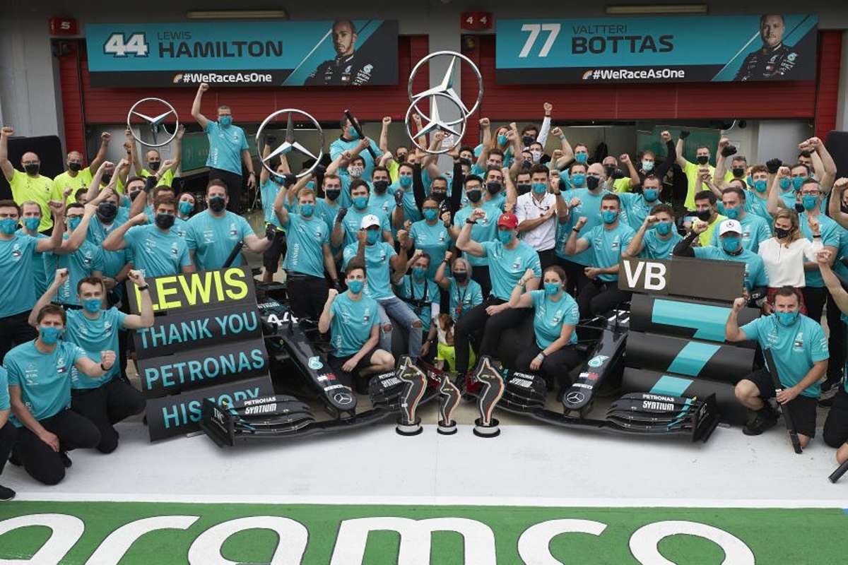 Why Mercedes "never seriously considered" waving goodbye to F1