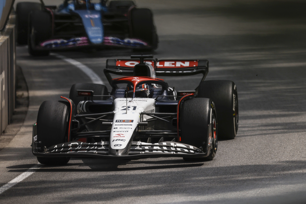 De Vries en Magnussen reageren op incident tijdens GP Canada: "Ik kon geen kant op"