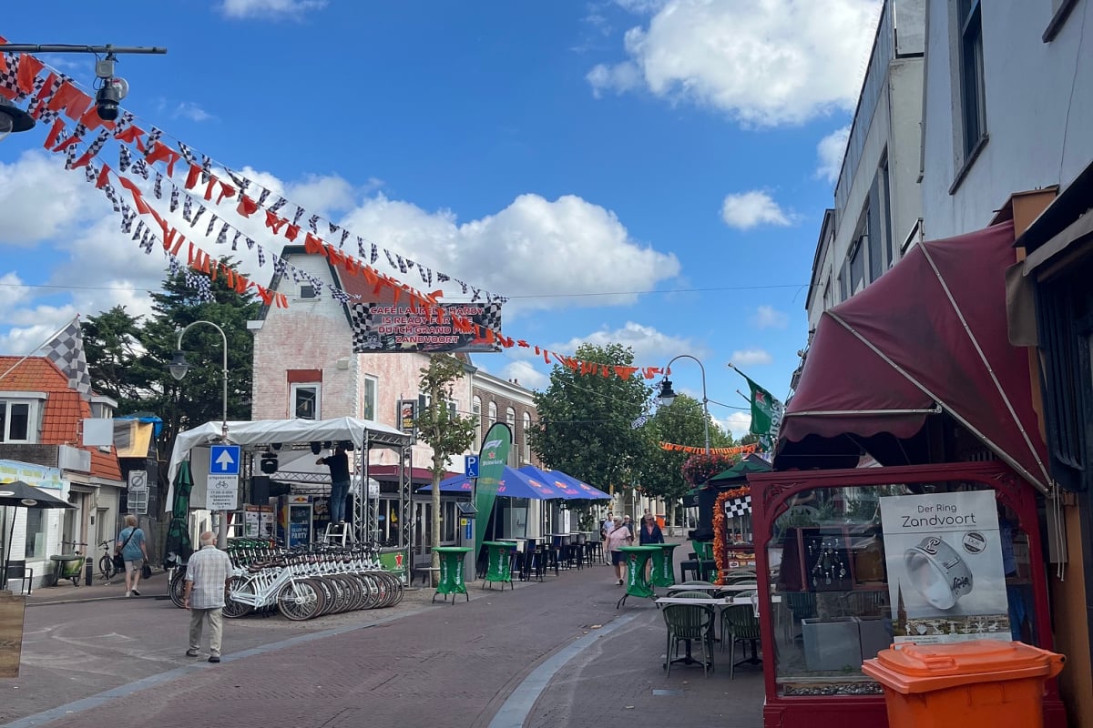 Zandvoort, centrum, socials