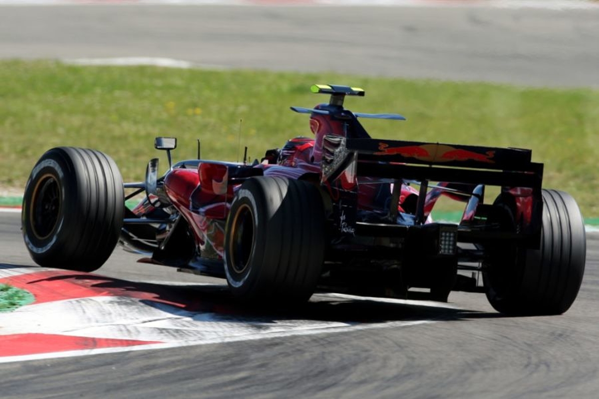 Voormalig Toro Rosso-coureur breekt rug bij crash