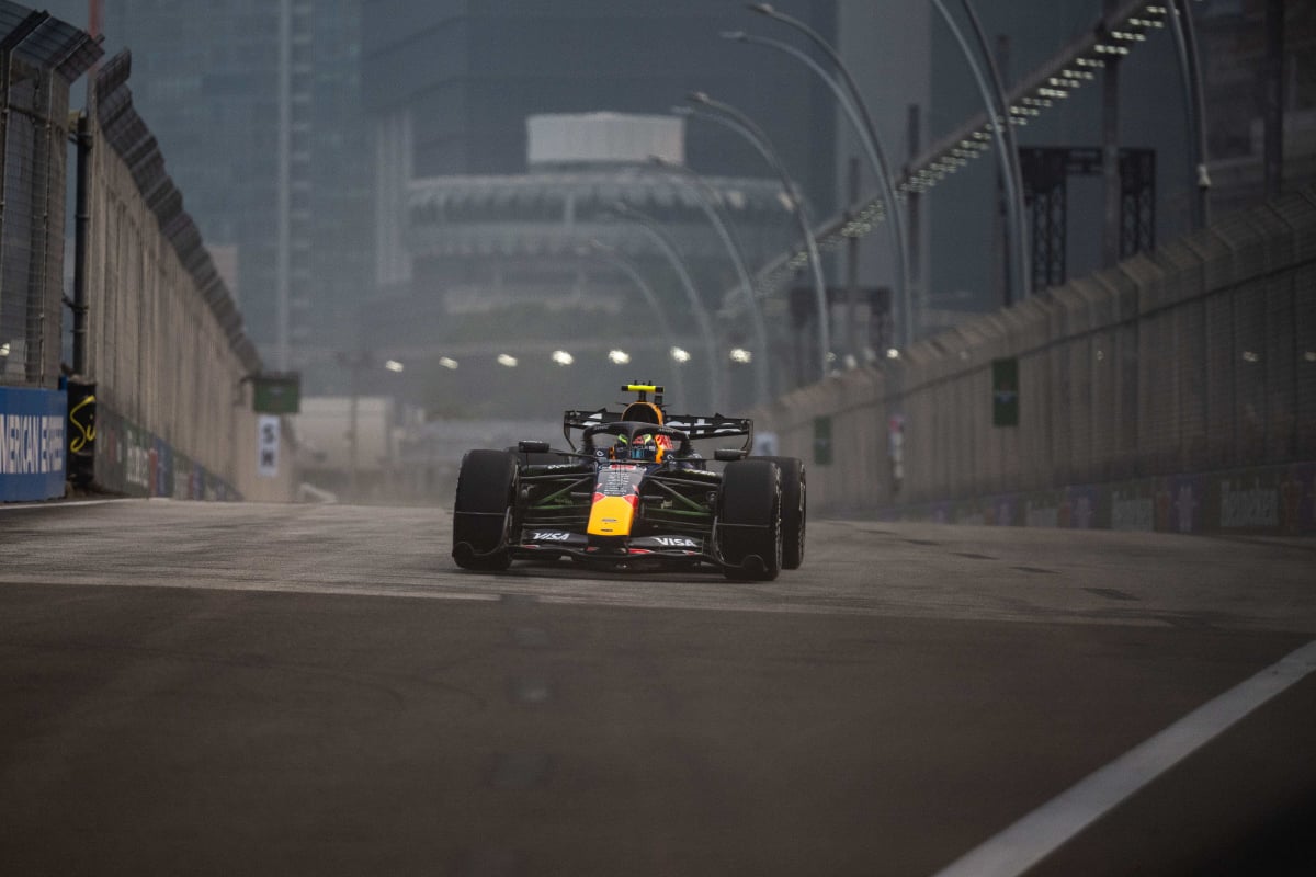 F1 Singapore Grand Prix sprint dramatically delayed at last moment
