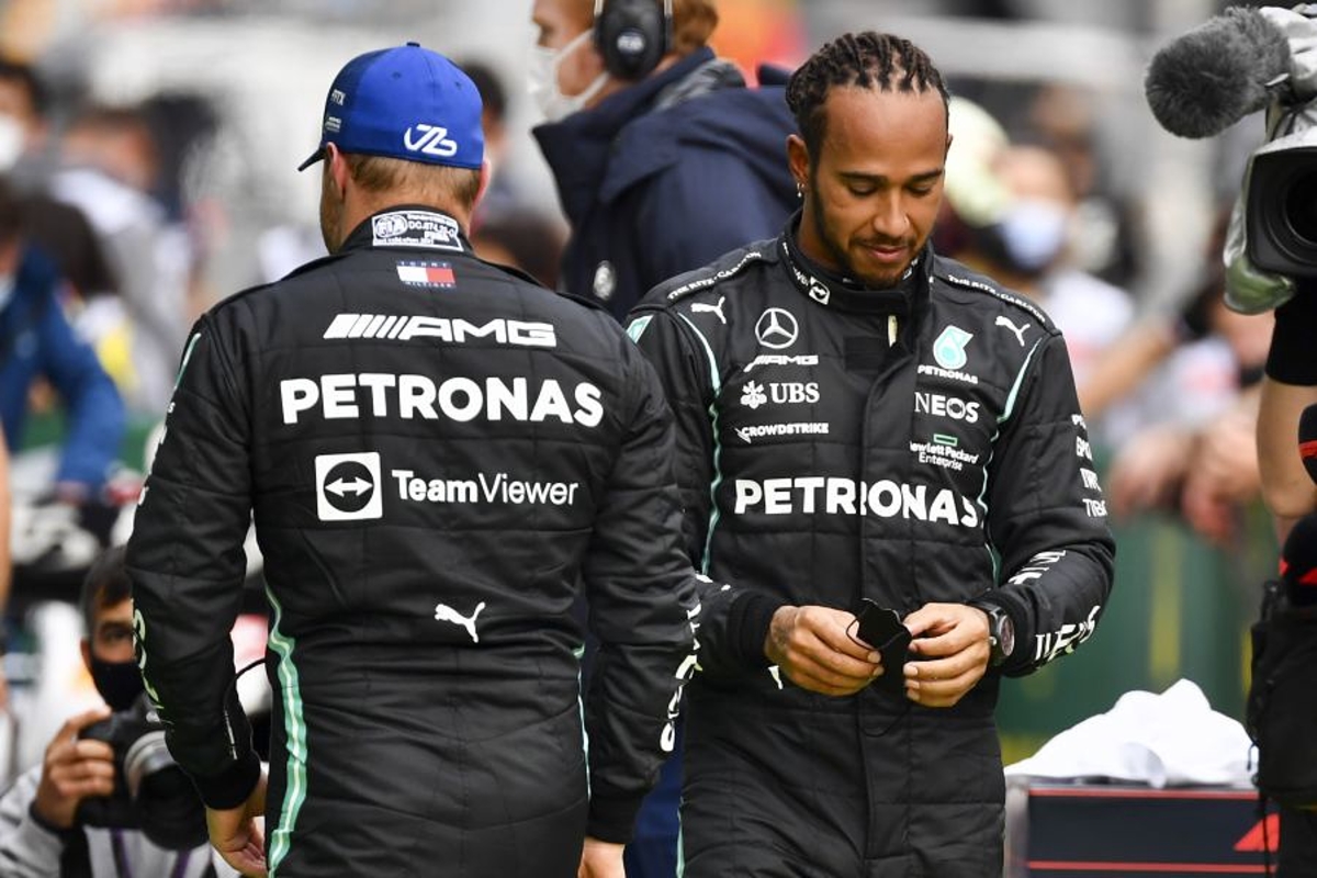 VIDEO: Hamilton ontmoet zijn 'alleroudste fan' na winnen van 100ste Grand Prix