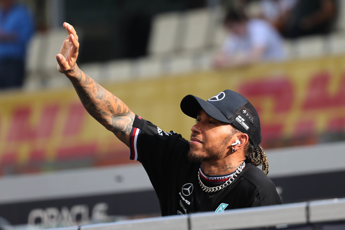 Lewis Hamilton: Los fanáticos me mantuvieron en la pelea en 2022