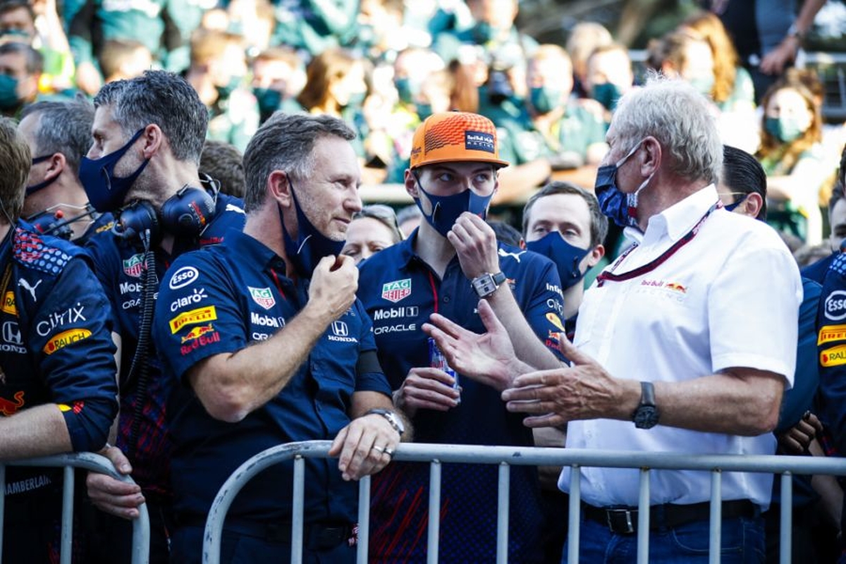 Verstappen blij met 'grote familie' bij Red Bull: 'Belangrijk om ook te genieten'