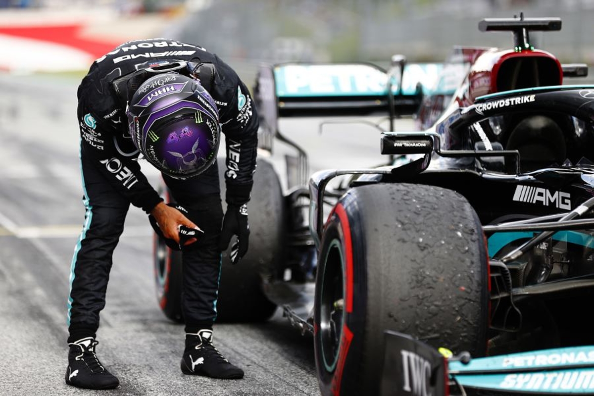 Hamilton warns of F1 title write-off if Mercedes development stops