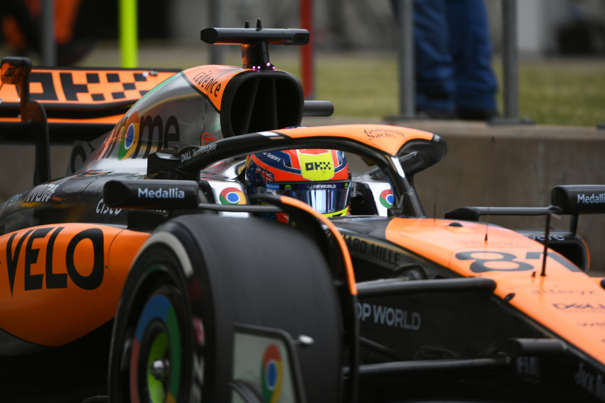 Internet ziet McLaren uitblinken tijdens pole Verstappen: "Bijna Max te pakken"