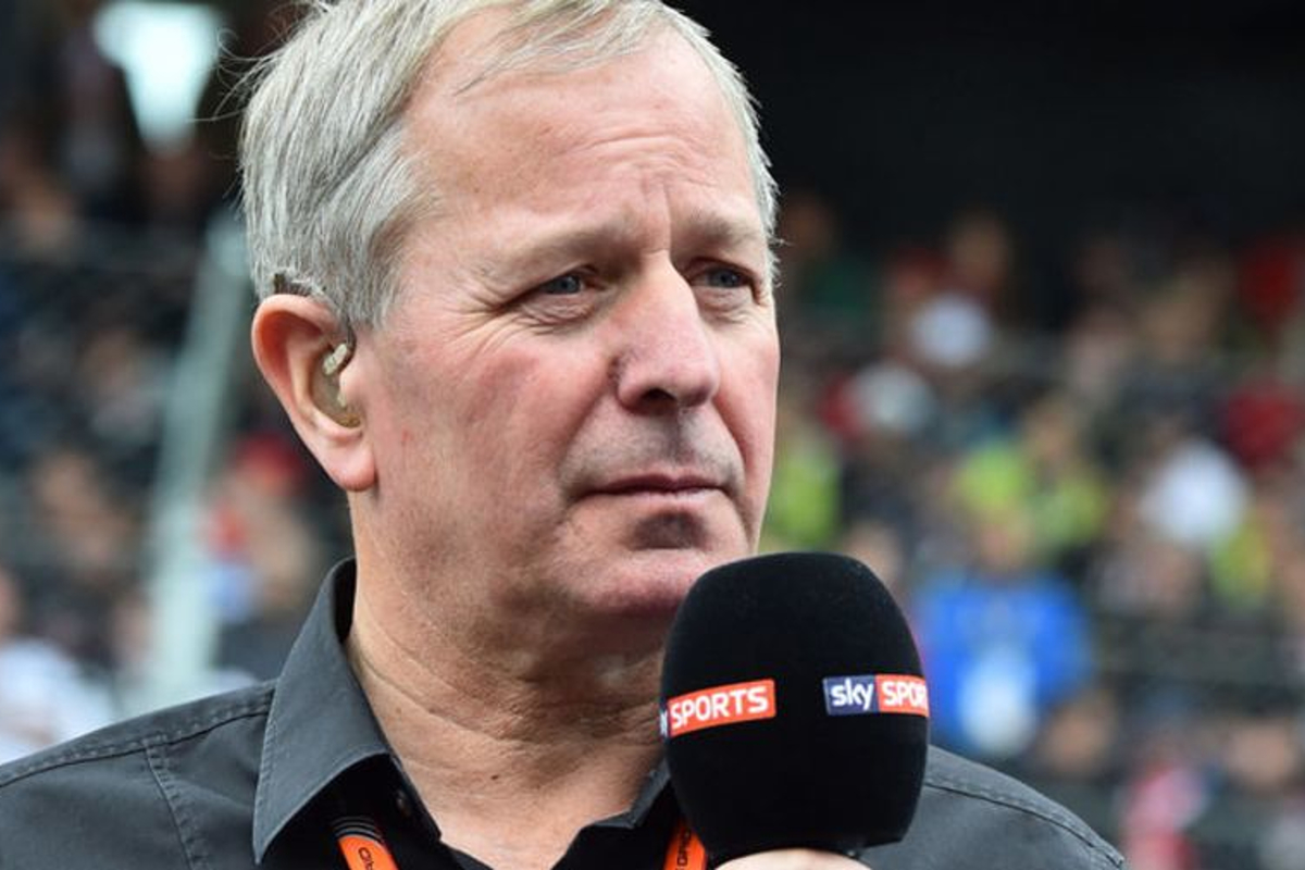 Brundle apologises after BLANKING F1 star on Singapore gridwalk