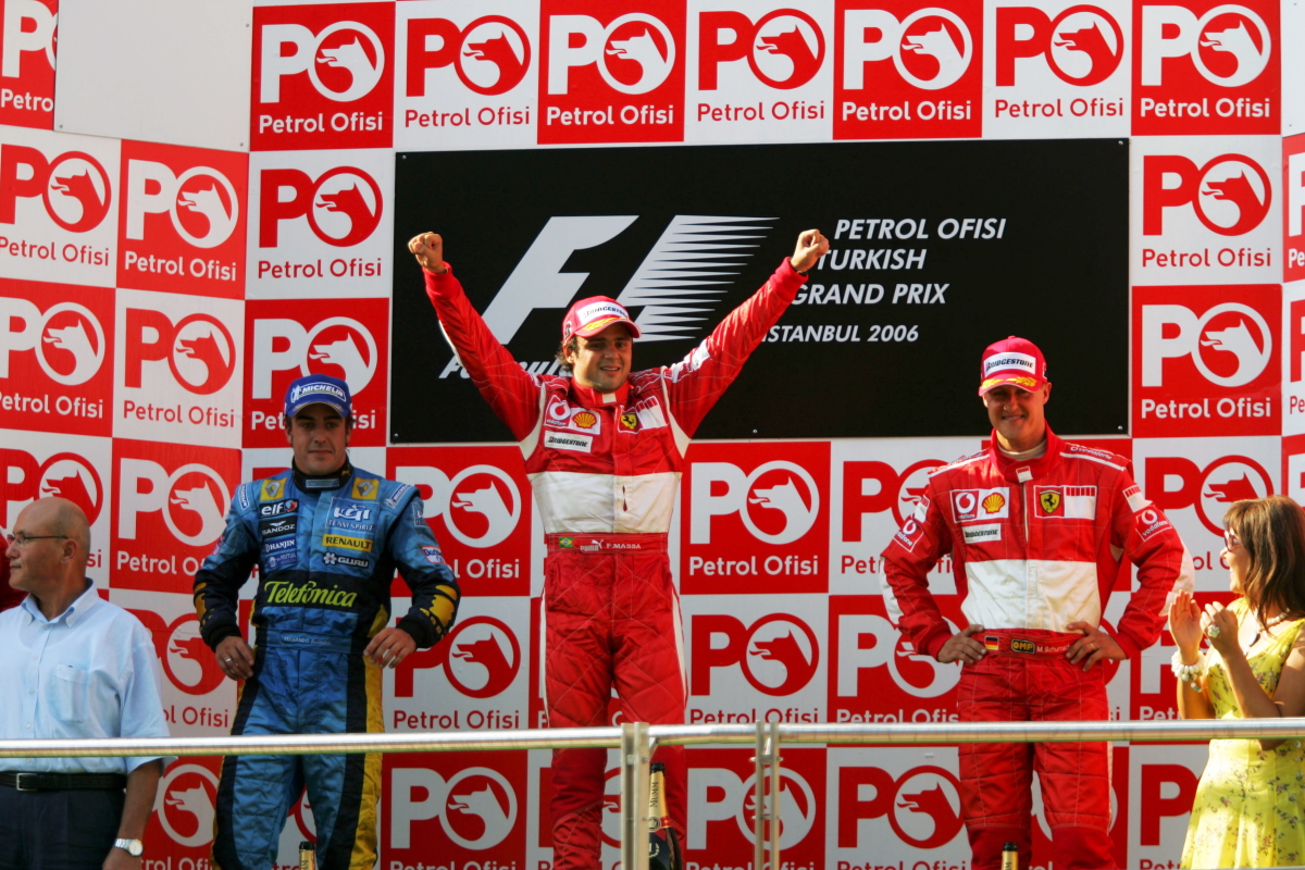 Fernando Alonso: Si compitiera contra el Alonso de 2006, le ganaría